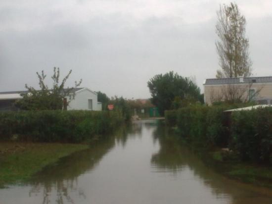 Pas de drame....mais beaucoup ont eu les pieds dans l'eau !